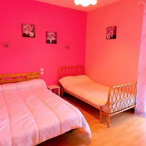 https://appartement-saint-lary-soulan-2-pieces-5-personnes-fr-1.midi-pyreneeshotels.com