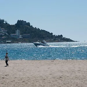 https://apartamento-a-pie-de-playa-y-parking.catalonia-hotels.com